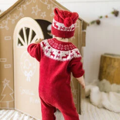 Une Pièce Rouge En Tricot Avec Motifs Jacquard, Naissance -Souris Mini Boutique 1 layette b72cfc75 78fd 4396 9357 5b9e04e784d2