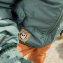 Habit De Neige Deux Pièces Vert Avec Motifs De Sapins, Enfant -Souris Mini Boutique 21 gars c7354caa 3431 4528 941b e5c1e6864b3d