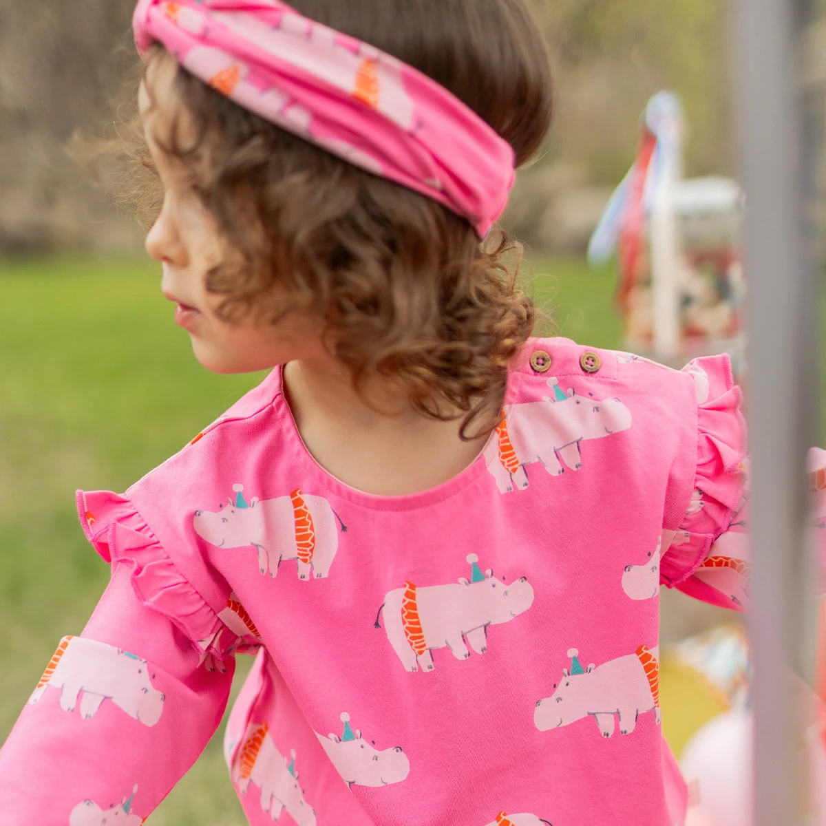 T-shirt Rose à Motifs D’hippopotames, Bébé 2 T-shirt Rose à Motifs D’hippopotames, Bébé – Image 2