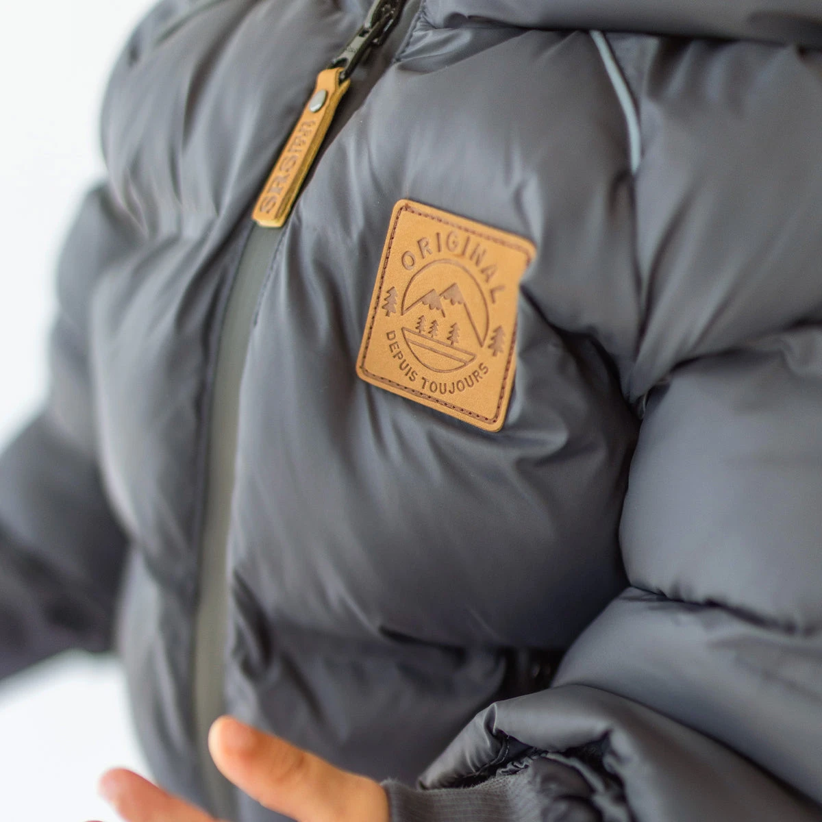 Manteau Doudoune Léger Gris Foncé, Bébé 5 Manteau Doudoune Léger Gris Foncé, Bébé – Image 5