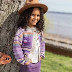 Cardigan Beige Et Mauve En Tricot Avec Motifs, Enfant -Souris Mini Boutique 23 rodeo