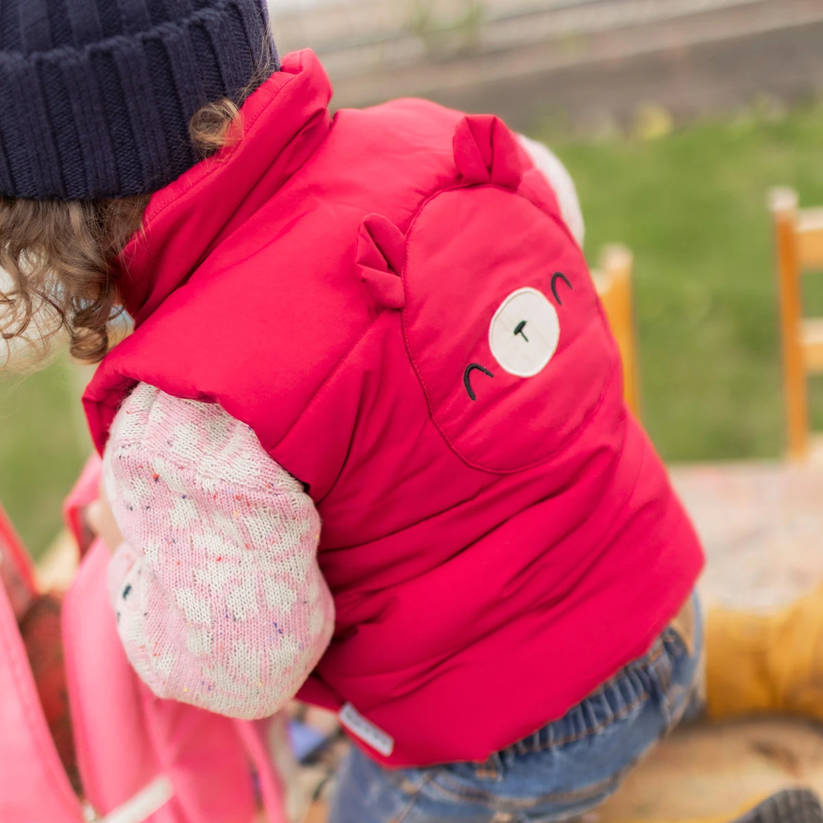 Veste Doudoune Sans Manches Rouge Framboise, Bébé 5 Veste Doudoune Sans Manches Rouge Framboise, Bébé – Image 5