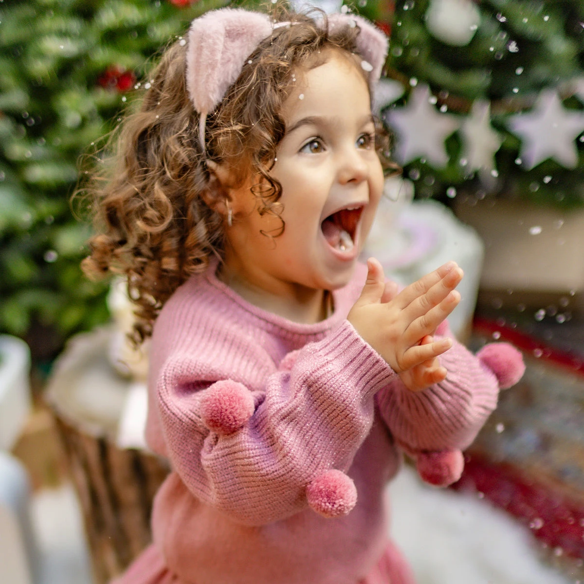 Chandail Rose Scintillant En Tricot, Bébé 2 Chandail Rose Scintillant En Tricot, Bébé – Image 2