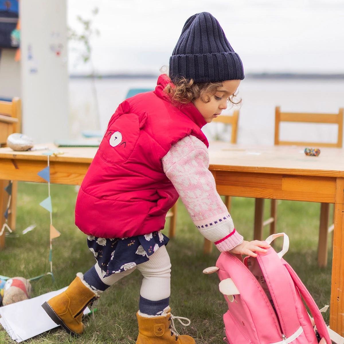 Veste Doudoune Sans Manches Rouge Framboise, Bébé 4 Veste Doudoune Sans Manches Rouge Framboise, Bébé – Image 4