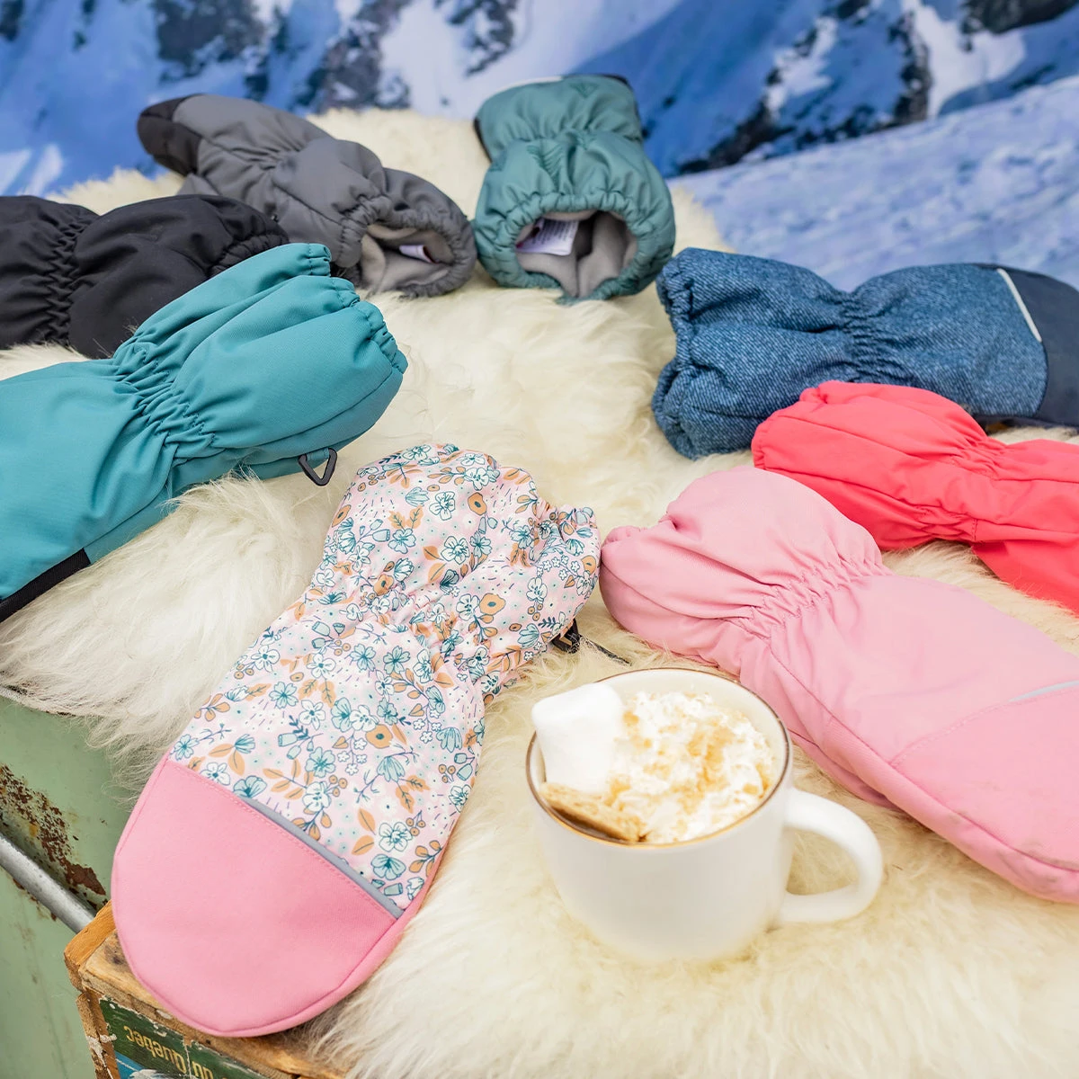 Mitaines Roses En Nylon, Enfant 3 Mitaines Roses En Nylon, Enfant – Image 3