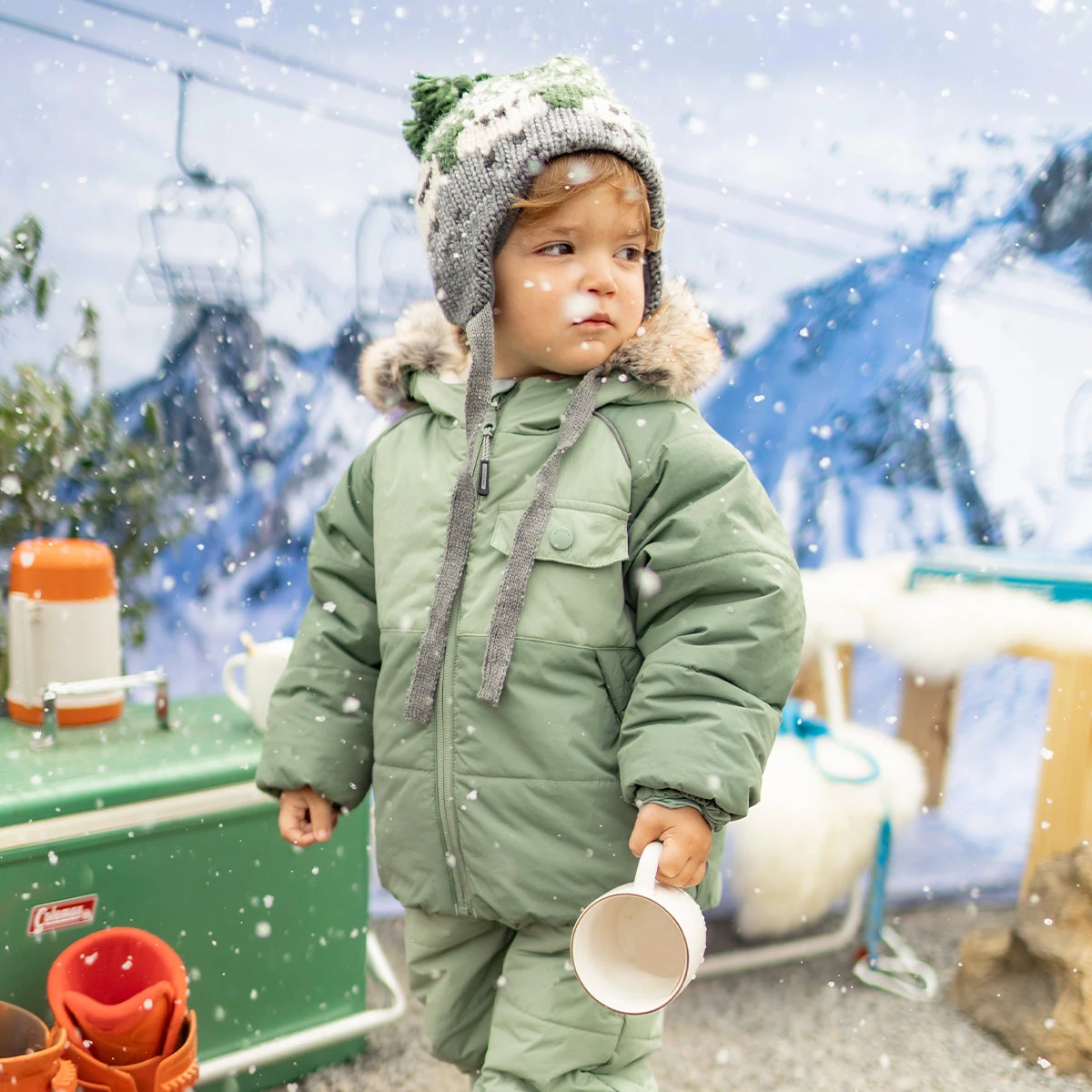Tuque Verte En Tricot Avec Moutons, Bébé 3 Tuque Verte En Tricot Avec Moutons, Bébé – Image 3