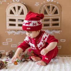 Une Pièce Rouge En Tricot Avec Motifs Jacquard, Naissance -Souris Mini Boutique 5 layette a725ae01 eec3 4f00 b298 089a08b0d3c4