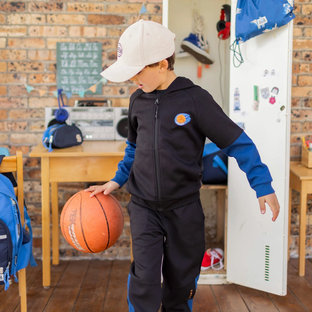 Veste à Capuchon Noire, Enfant 3 Veste à Capuchon Noire, Enfant – Image 3