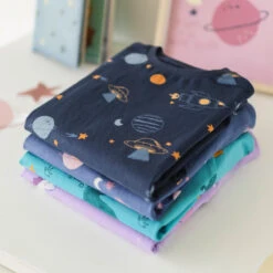 Pyjama Deux Pièces Bleu Marine à Motifs De Planètes, Enfant -Souris Mini Boutique 8 pyj