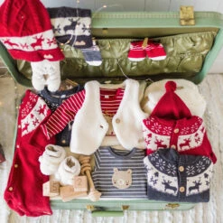 Cardigan Rouge En Tricot Avec Motifs Jacquard, Naissance 15 Cardigan Rouge En Tricot Avec Motifs Jacquard, Naissance -Souris Mini Boutique 9 layette