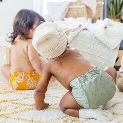 Couche Réutilisable Ultramince Jaune à Motif De Fleurs, Bébé -Souris Mini Boutique Couche 8 ce062c42 34e9 4206 a3e5 ee5af1afc507