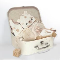 Coffret Cadeau Crème Et Beige « Le Classique » (8 Pièces), Naissance