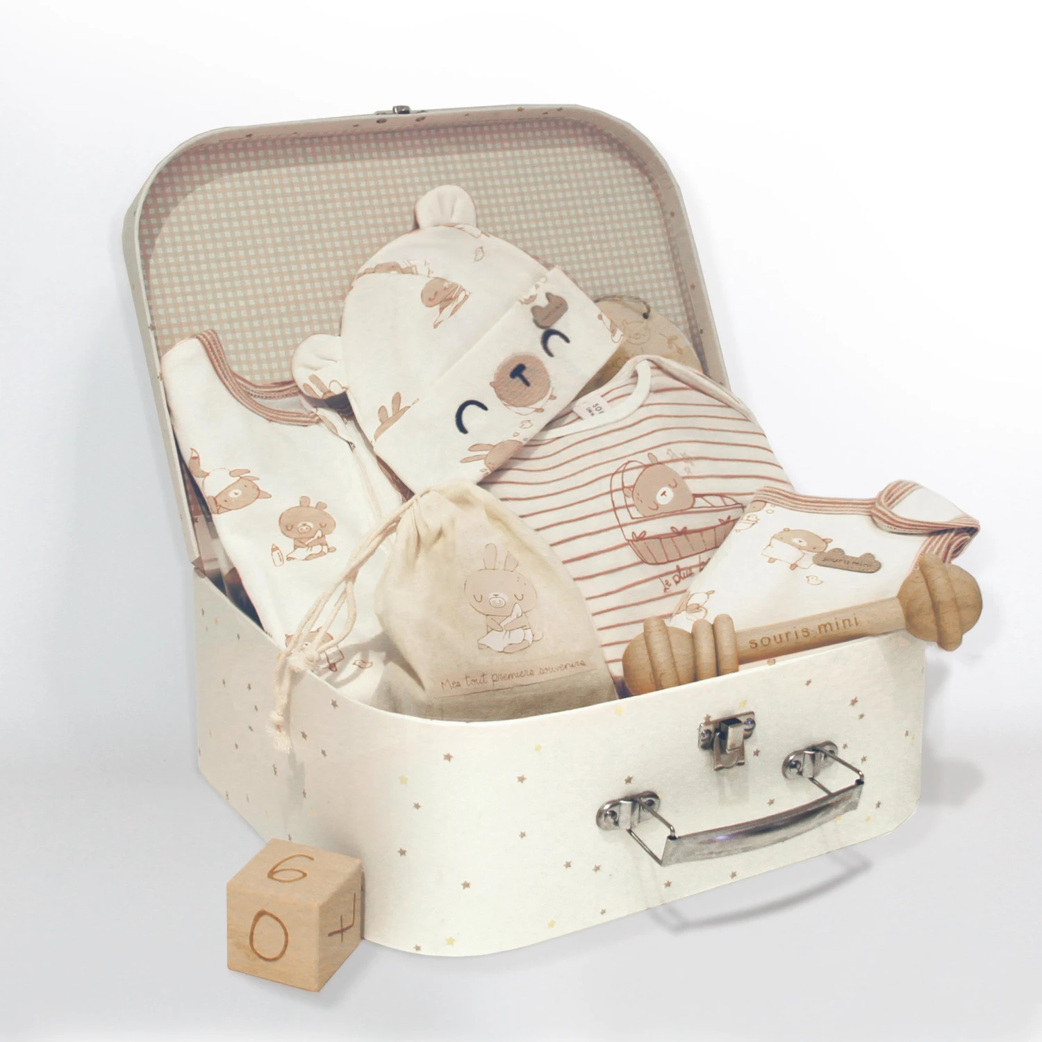 Coffret Cadeau Crème Et Beige « Le Classique » (8 Pièces), Naissance 1 Coffret Cadeau Crème Et Beige « Le Classique » (8 Pièces), Naissance