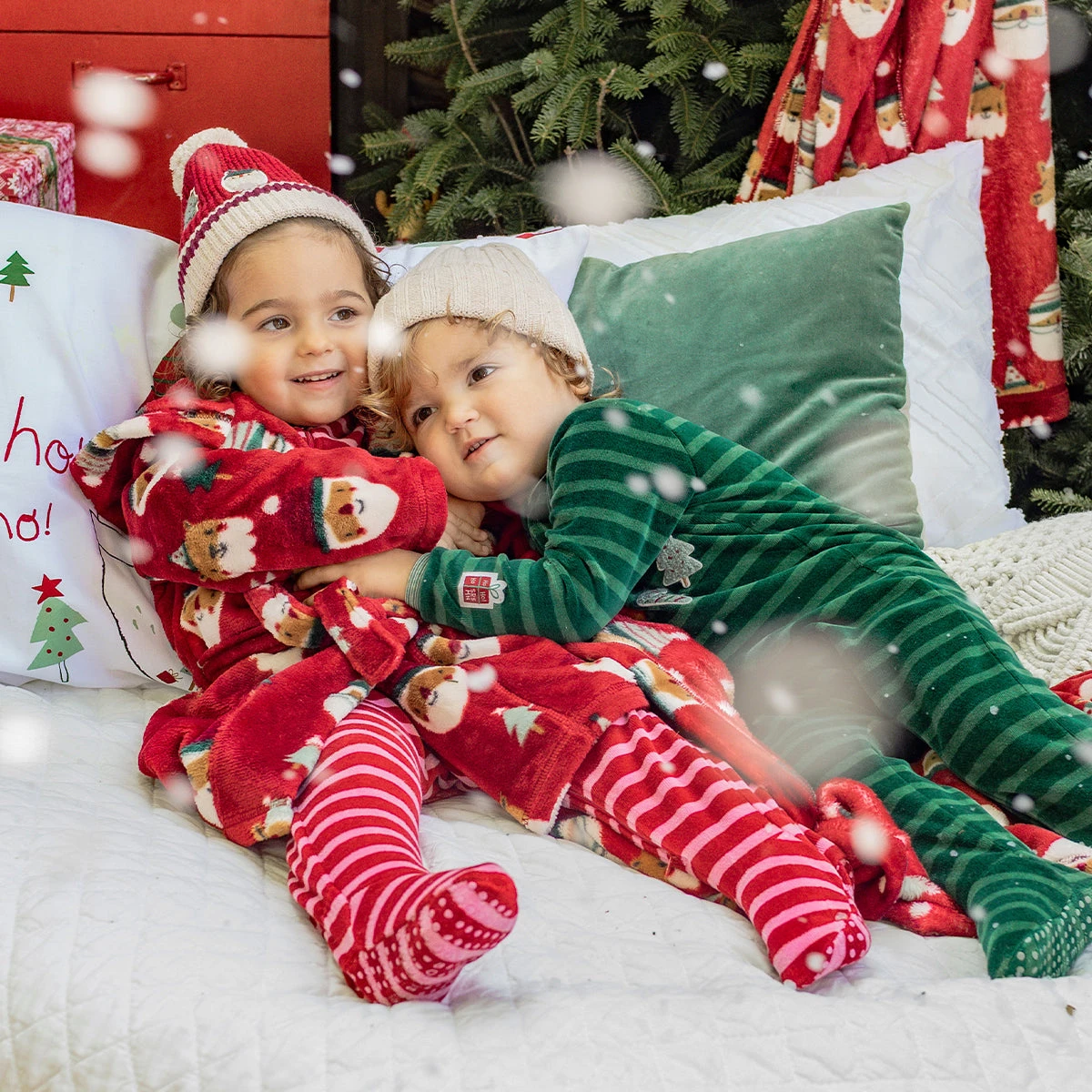 Pyjama Une Pièce En Velours Vert à Rayures, Bébé 4 Pyjama Une Pièce En Velours Vert à Rayures, Bébé – Image 4