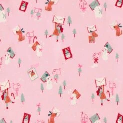 Robe De Nuit Rose à Motifs Des Fêtes, Enfant 9 Robe De Nuit Rose à Motifs Des Fêtes, Enfant -Souris Mini Boutique motif noel tissu rose lettres animaux sapins bonhommes neige jpg