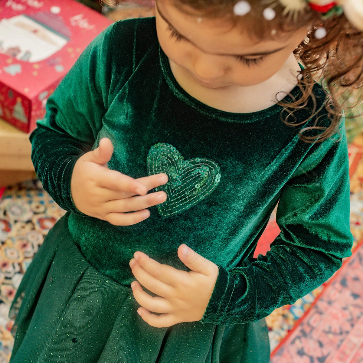 Robe Verte En Velours Et Paillettes, Bébé 3 Robe Verte En Velours Et Paillettes, Bébé – Image 3